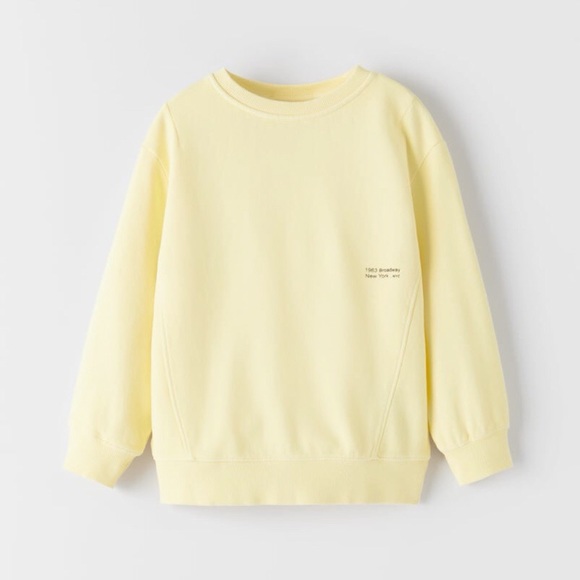 Zara Yellow Slogan Sweatshirt with Seam Detail and Vintage Graphic 10 Kids NWT - Picture 3 of 8